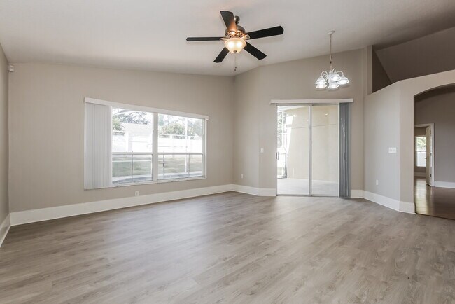 Building Photo - 5147 Pond View Ct