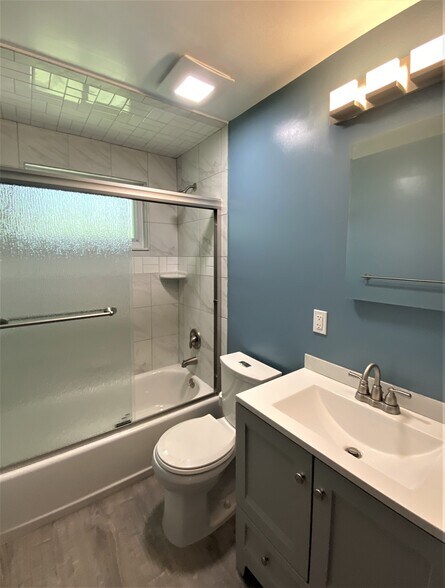 Building Photo - 754 Cottonwood Dr