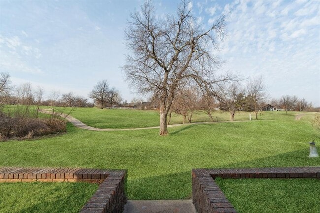 Building Photo - 11805 Ashford Dr