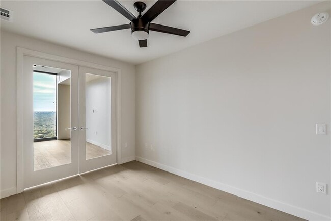 Building Photo - 44 East Ave