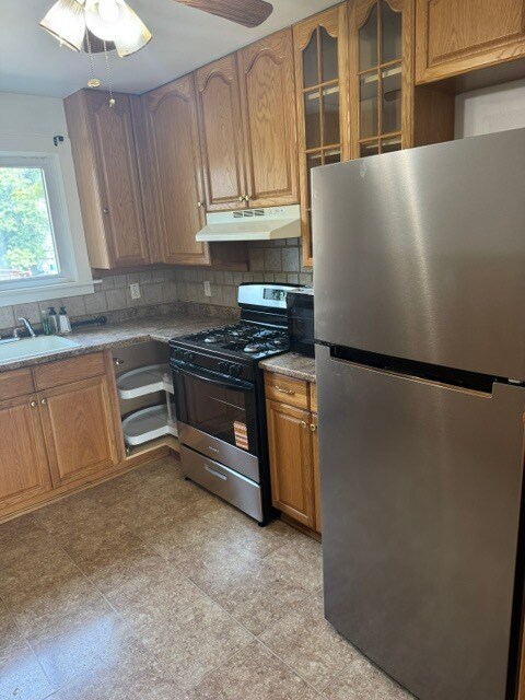 Building Photo - 4291 Camp Rd