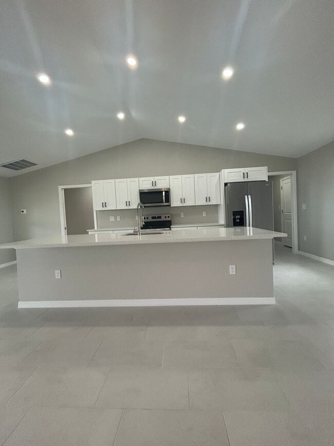 Building Photo - Your Dream Rental: Brand-New 4BR/3BA with Open Floor Plan