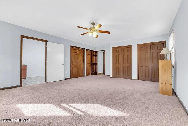 Building Photo - 1097 Lakewood Farmingdale Rd