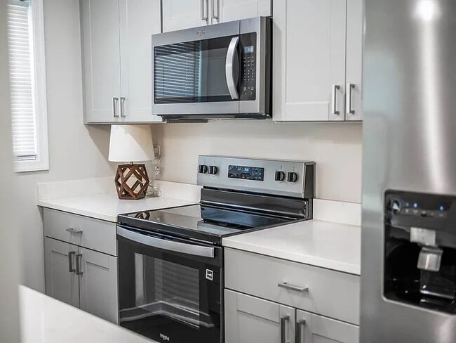 Building Photo - 1525 Taylor St