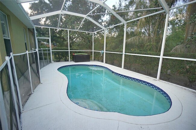 Building Photo - 10214 Evergreen Hill Dr