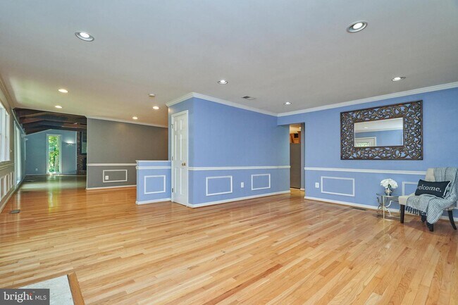 Building Photo - 20315 Youngs Cliff Rd