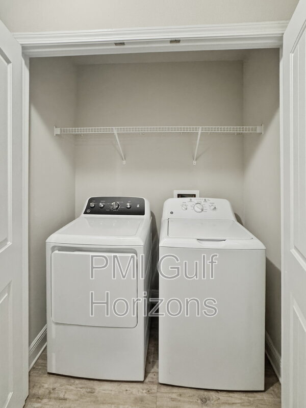 Building Photo - 8740 Brown Pelican Cir