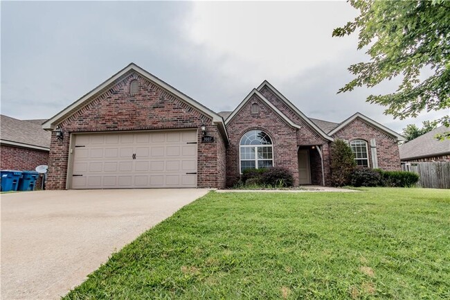 Building Photo - 3007 SW Gumleaf Rd