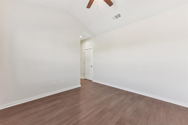 Building Photo - 17012 Marsh Wren Pass