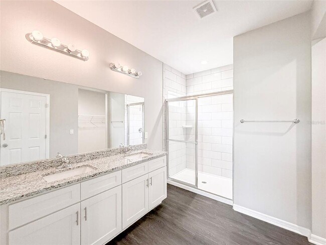 Building Photo - 3358 Cup Dr