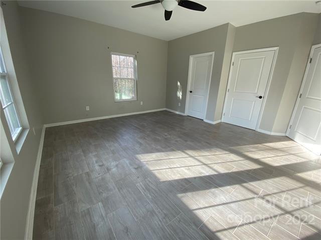 Building Photo - 8206 Pine Oak Rd
