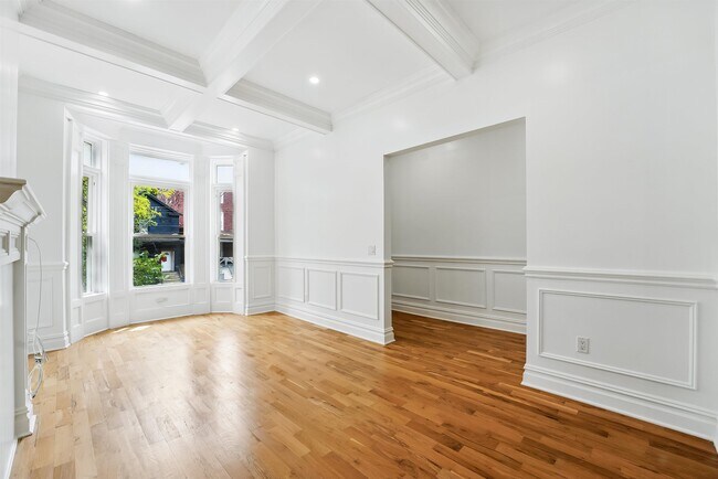 Building Photo - 52 Brinkerhoff St