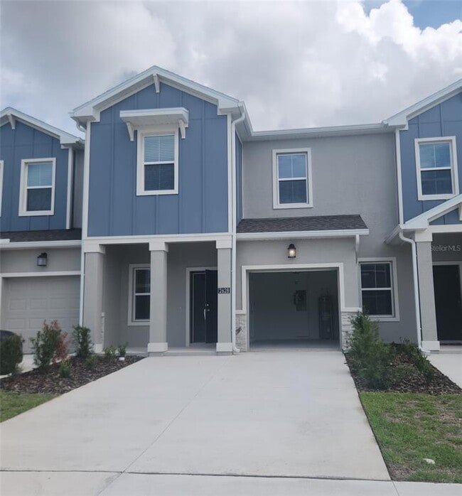 Building Photo - 2628 Armstrong Ave