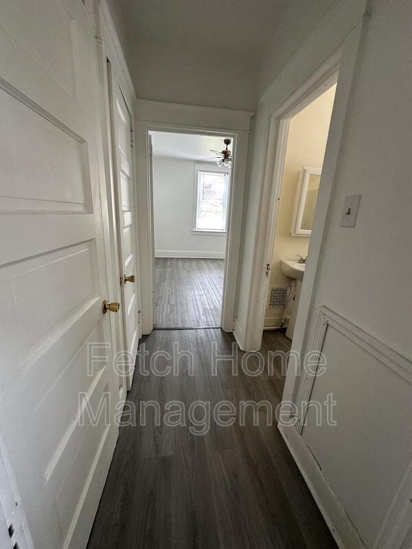 Building Photo - 431 Fremont St