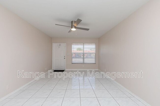 Building Photo - 7750 SW 10th Ct