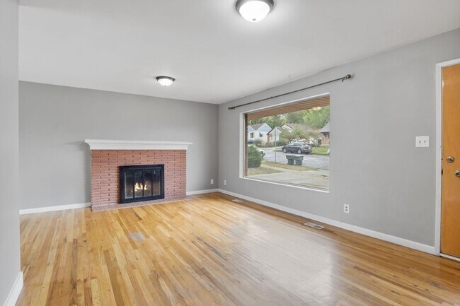 Building Photo - 1408 Binford St