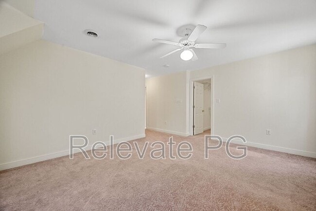 Building Photo - 10405 Flat Branch Dr
