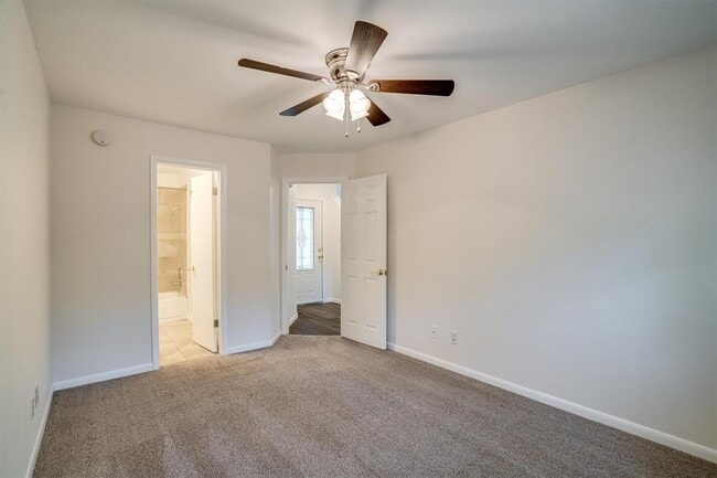 Building Photo - 13030 Staton Dr
