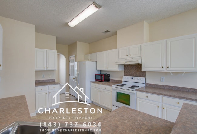 Building Photo - 533 Tribeca Dr