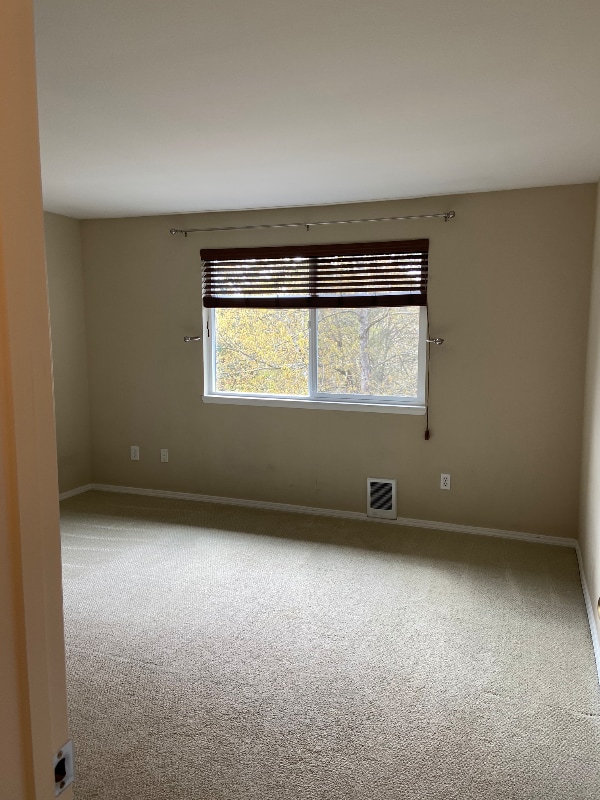 Building Photo - 9470 Redmond - Woodinville Rd NE