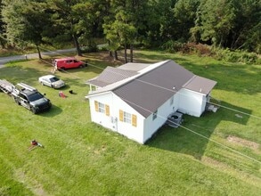 Building Photo - 314 Snowden Dr