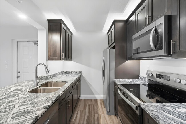 Building Photo - 2518 SE Anchorage Cove