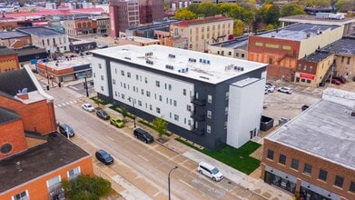 Building Photo - The Delaware: 2-Bedroom Apartment
