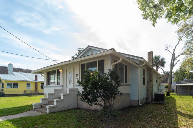 Primary Photo - 23 Hope St