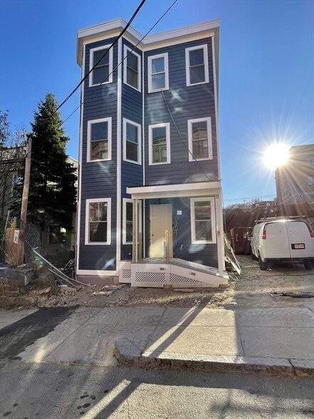 Primary Photo - 19 Dell Ave