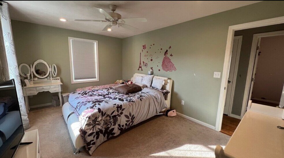 Building Photo - 24 Manchester St