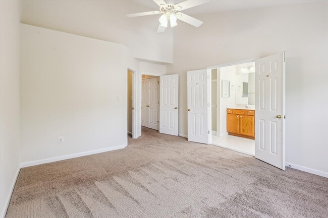 Building Photo - 13404 Fountain Club Dr