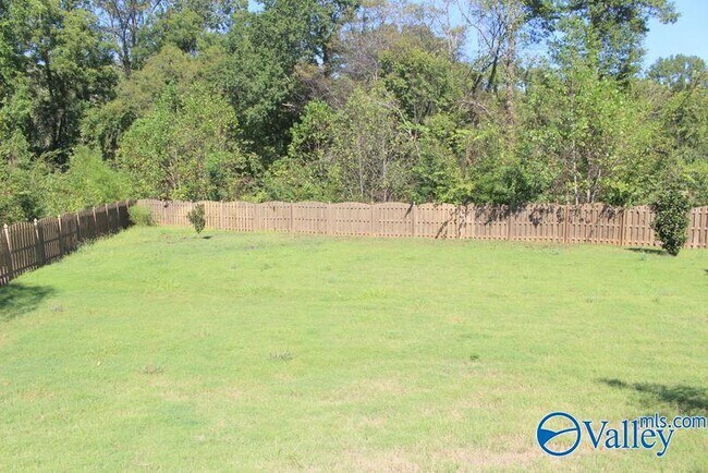 Building Photo - 441 E Mossyleaf Dr SW