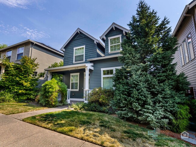 Primary Photo - Beautiful 3 Bed/3 Bath Home!