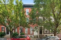 Building Photo - 1832 Green St