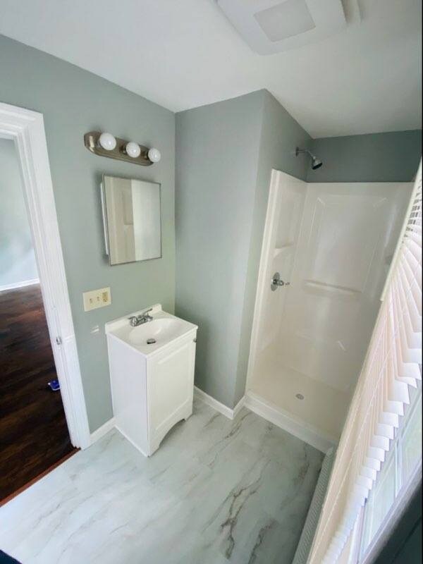 Building Photo - 640 East Ave