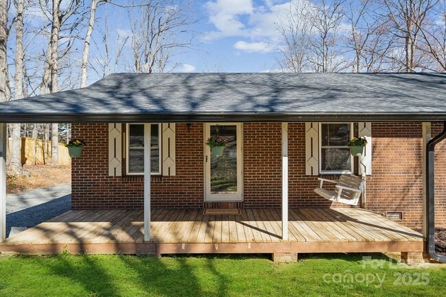 Building Photo - 259 Unionville - Indian Trail Rd W