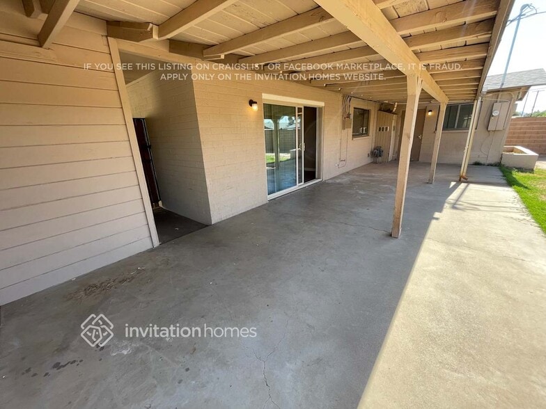 Building Photo - 2921 W Citrus Way