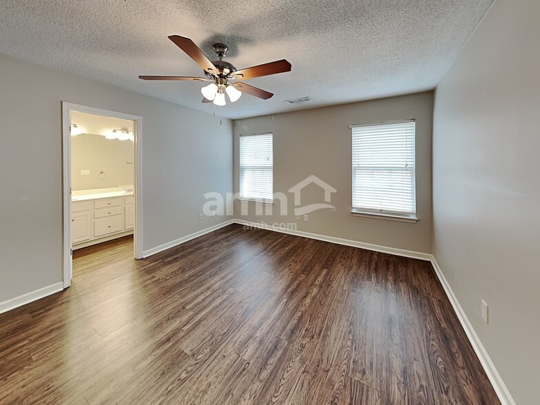 Building Photo - 6902 Brachnell View Dr