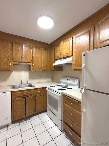 Building Photo - 25 Old Turnpike Rd