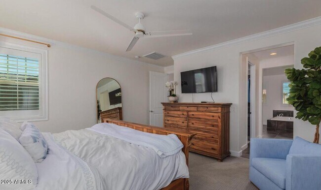 Building Photo - 947 W Kaibab Dr