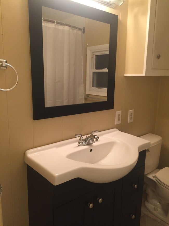 Building Photo - 5743 Sullivan Trail