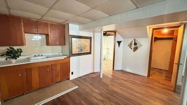 Building Photo - 48 High St