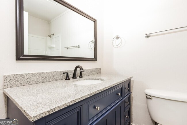 Building Photo - 115 Poplar Wy