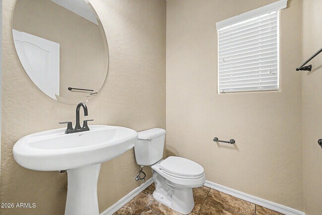 Building Photo - 15155 N 145th Ave