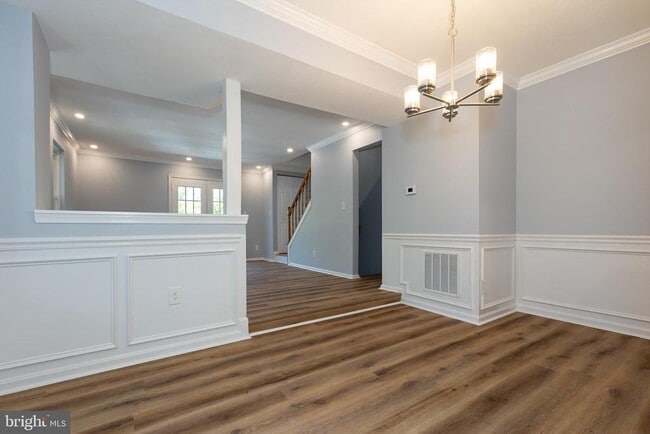 Building Photo - 13640 Deerwater Dr