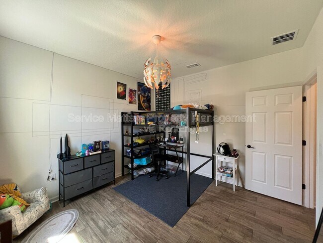 Building Photo - 4130 Lazy Breeze Ln