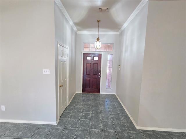 Building Photo - 2308 Welch Pl