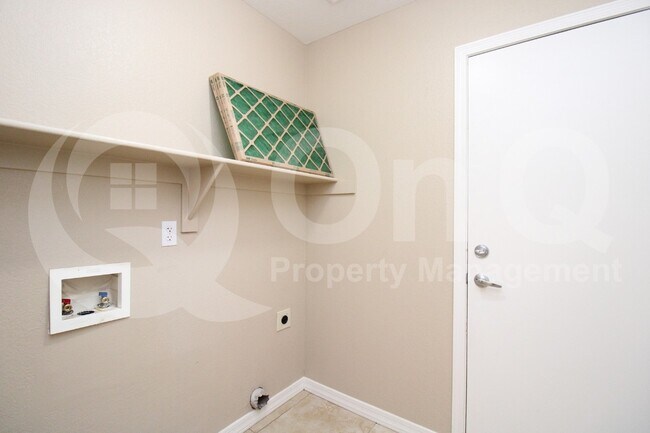 Building Photo - 11514 E Contessa St