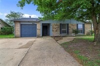 Building Photo - 7012 Lincolnshire Ln