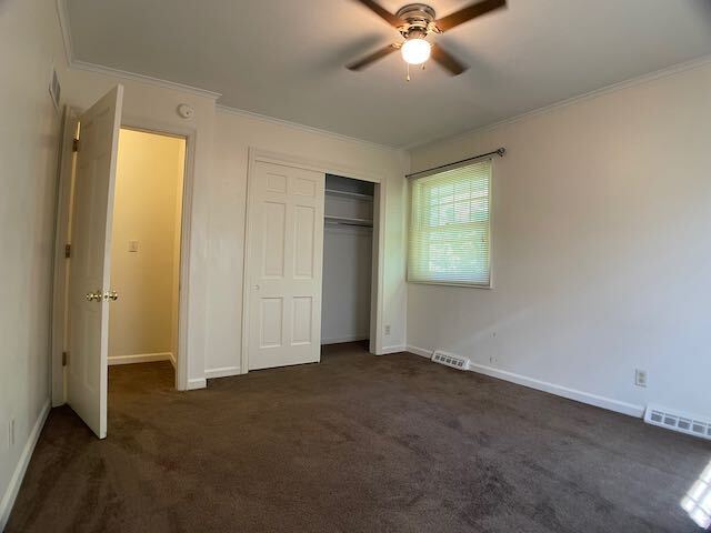 Building Photo - Large Duplex in Far North Peoria